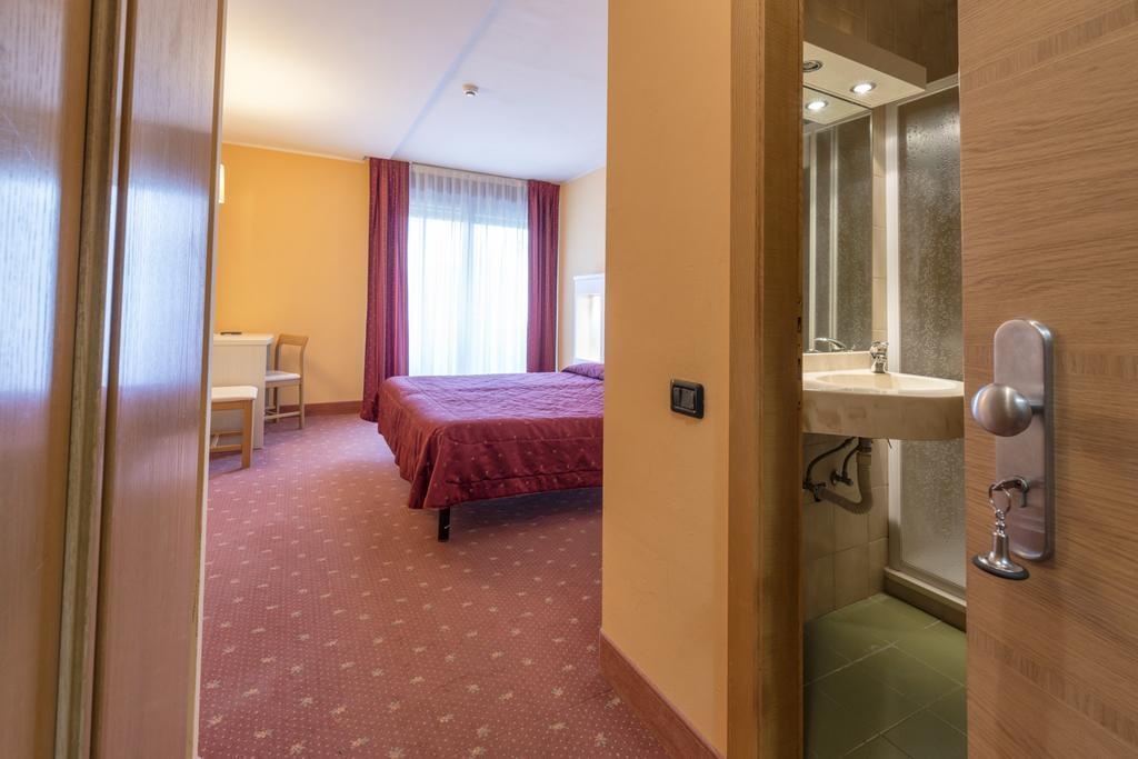 Hotel Bavaria Levico Terme Dış mekan fotoğraf